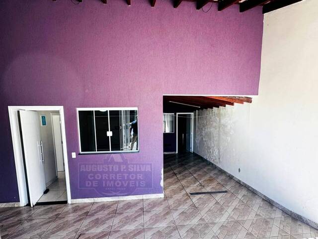 #273 - Casa para Venda em Elias Fausto - SP